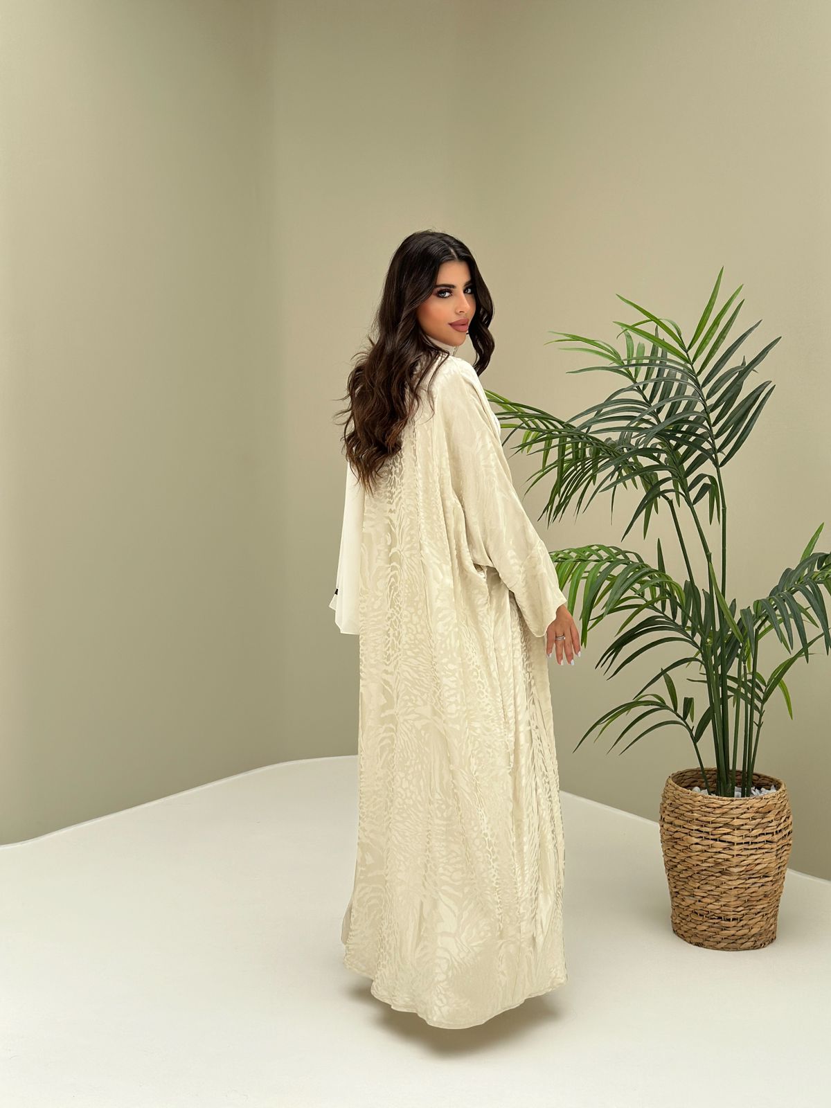 Breeze Abaya