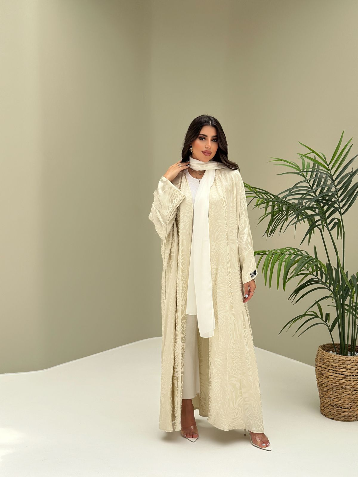 Breeze Abaya