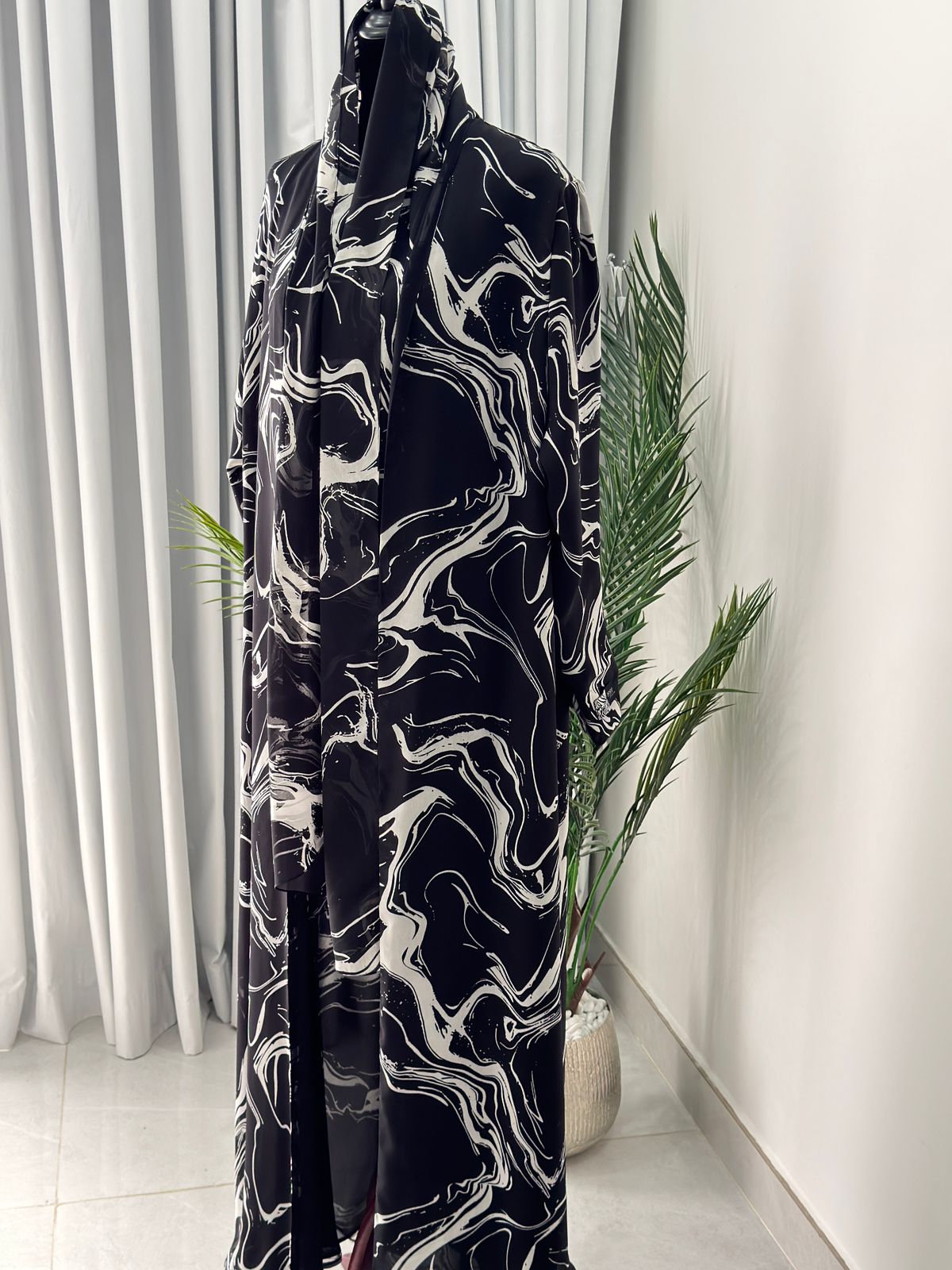marble abaya