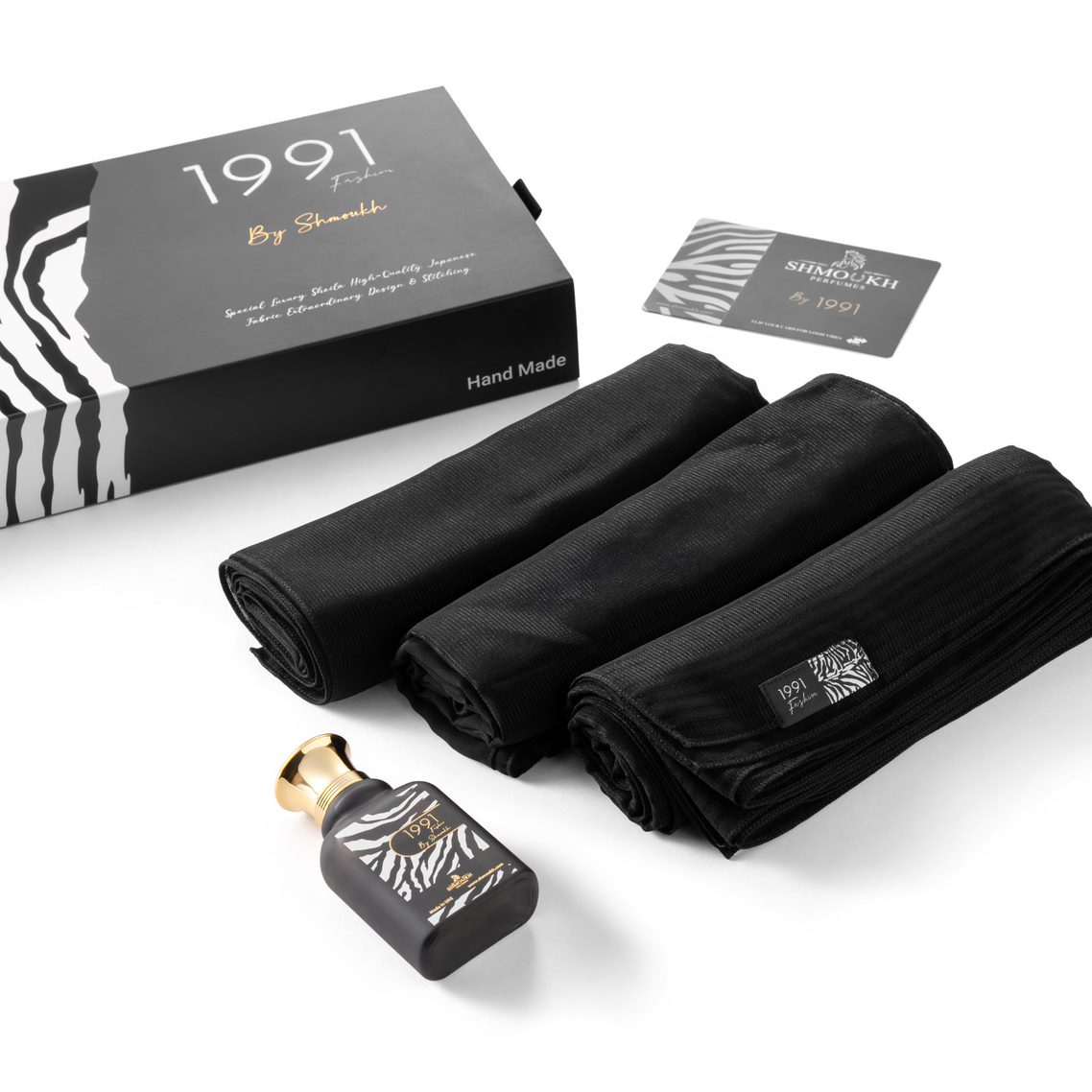 shailaa Boxe Black