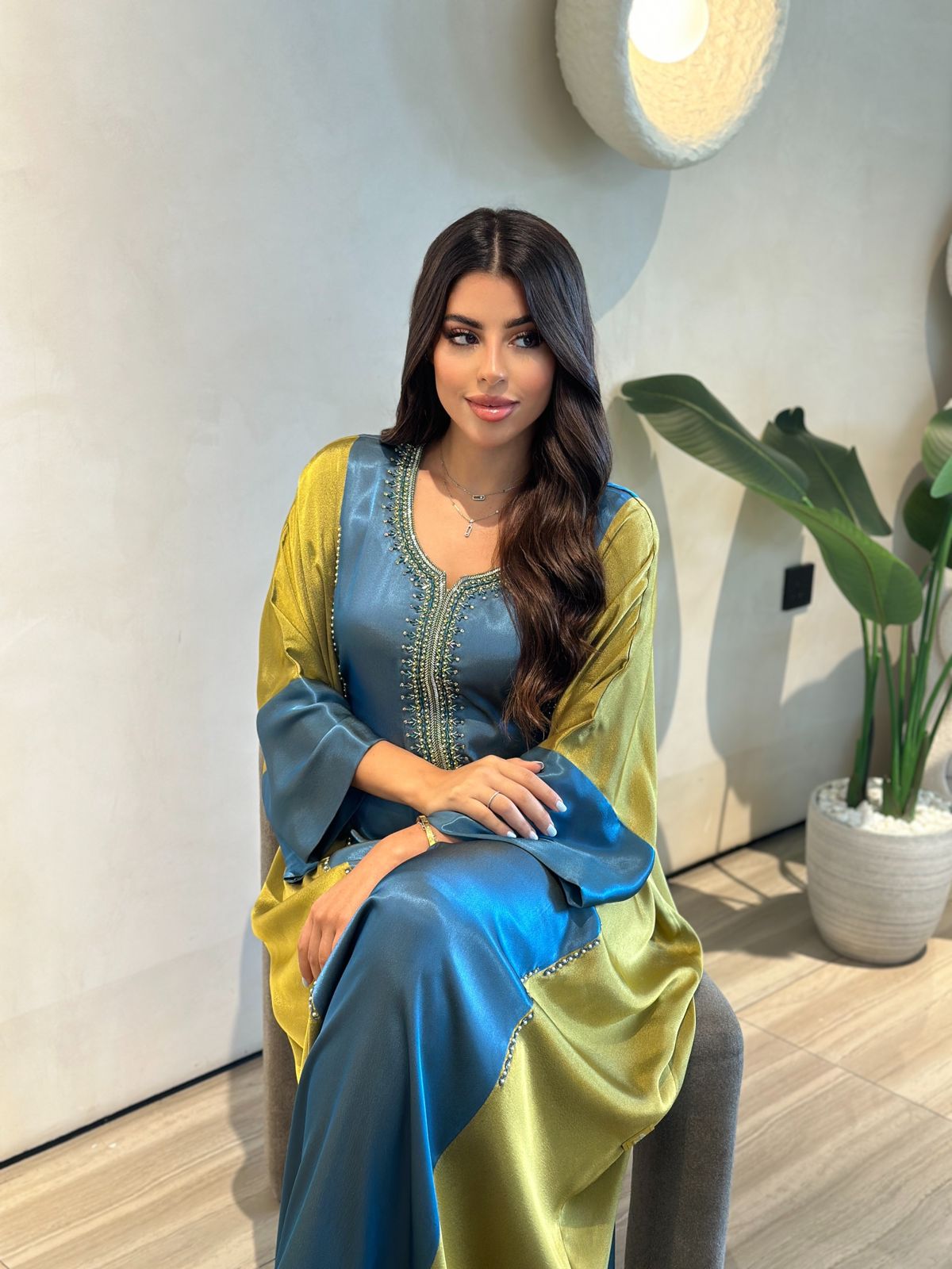 Dress luxury
