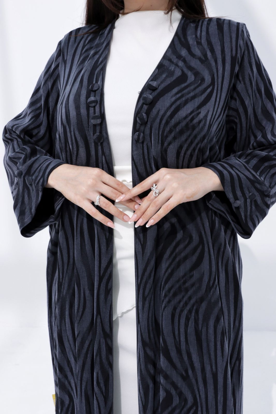 winter abaya zebra