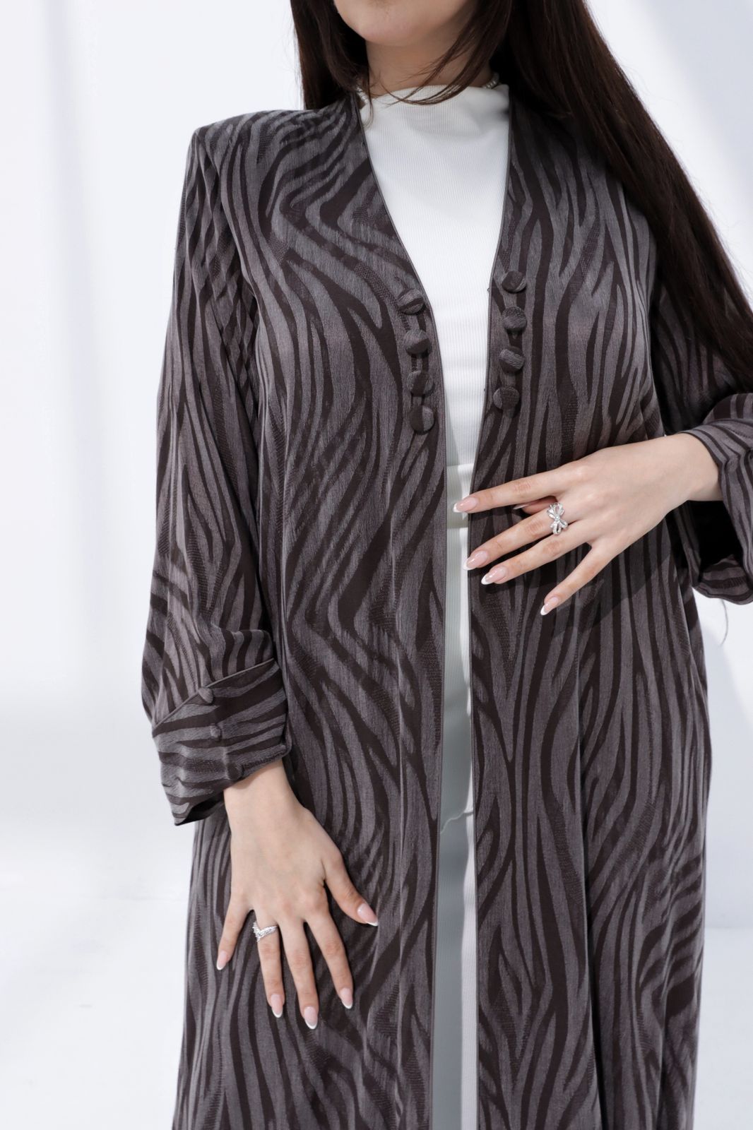 winter abaya zebra